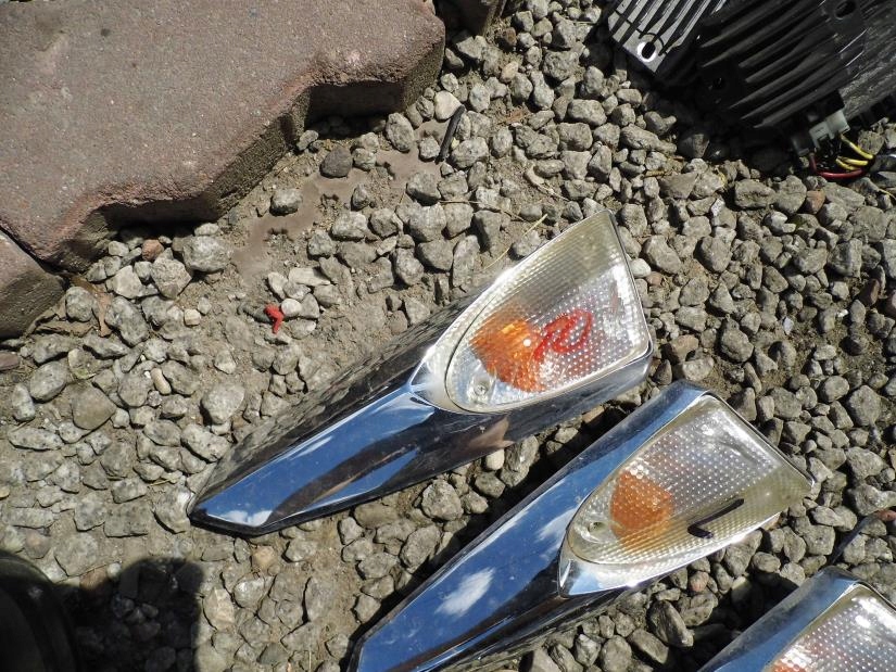 PIAGGIO X8 XEVO 125 X EVO KIERUNKOWSKAZ + CHROM PRAWY + LEWY