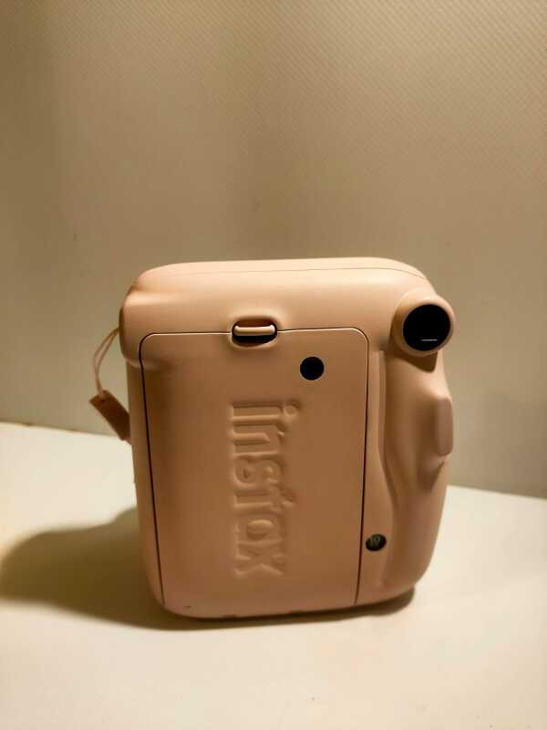 Różowy aparat Instax Mini 11+9 wkładów