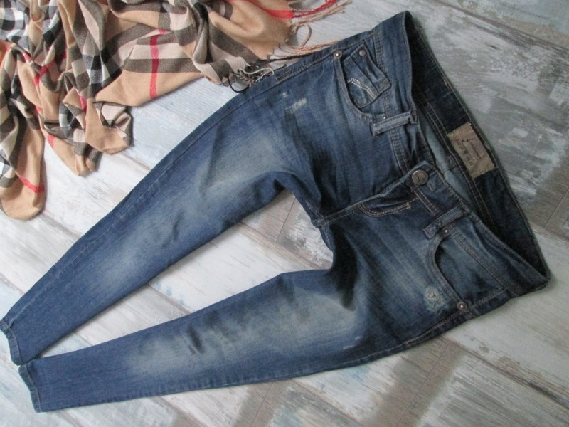 STRADIVARIUS___ RURKI SKINNYspodnie jeans___34 XS