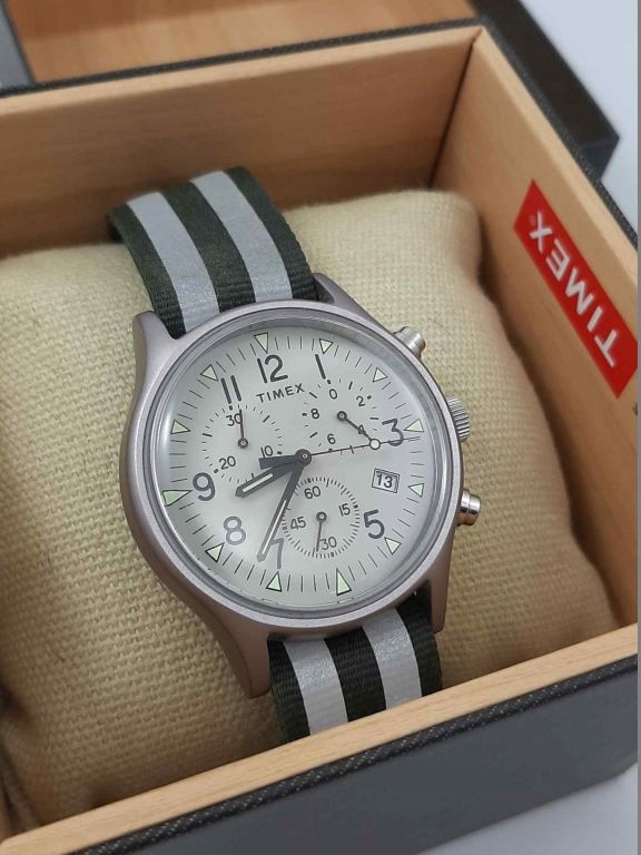 ZEGAREK TIMEX PUDEŁKO