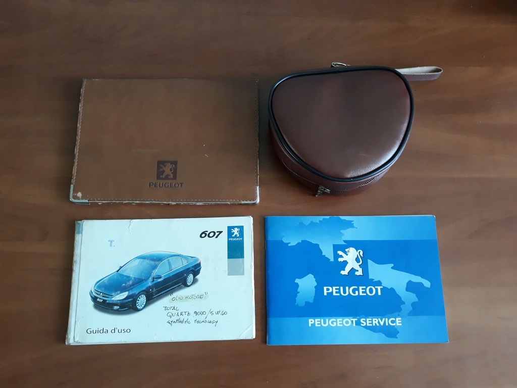 Okładka futerał ksiażka serwisowa Peugeot 607