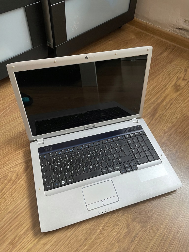 Laptop Samsung R730 C2D t6600 4GB