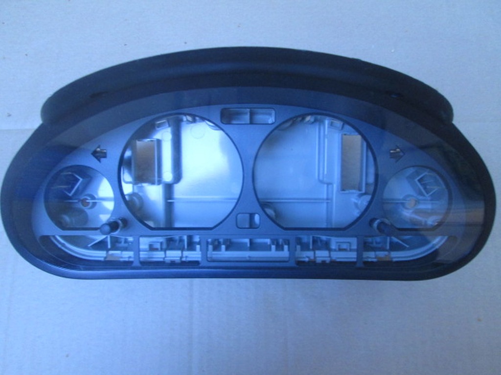OBUDOWA OSŁONA LICZNIKA BMW E46 E 46 2005