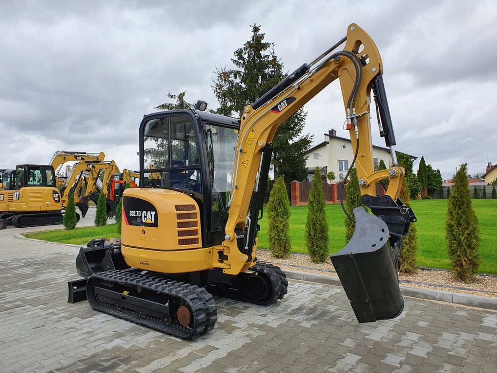 Купить МИНИ-ЭКСКАВАТОР CATERPILLAR CAT 302.7 D CR 303 2017г.: отзывы, фото, характеристики в интерне-магазине Aredi.ru