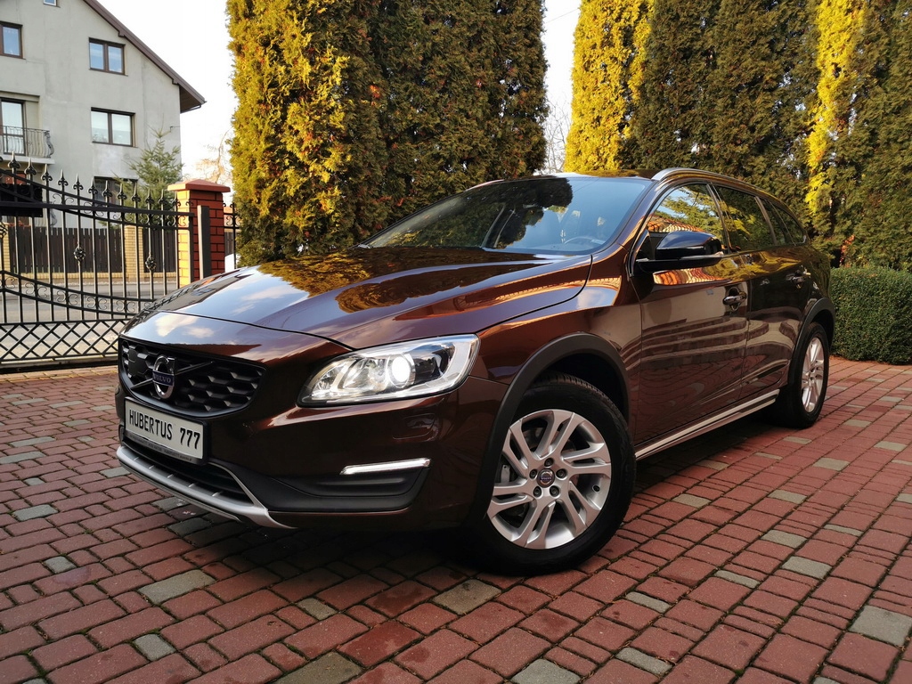 Купить V60 CROSS COUNTRY *МЕГА ВЕРСИЯ * В продаже 4 шт.: отзывы, фото, характеристики в интерне-магазине Aredi.ru