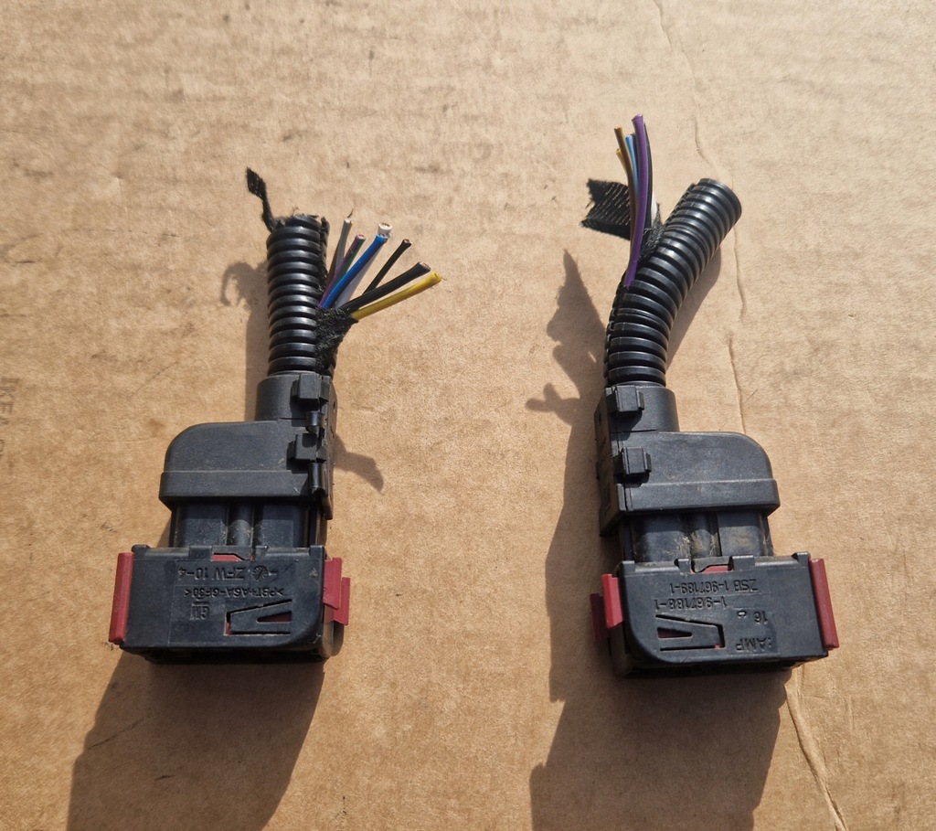 K4ピース YAZAKI 4 PIN WTYK KOSTKA HONDA TOYOTA NISSAN MIATA