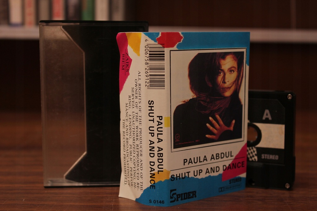 Купить MC PAULA ABDUL – Заткнись и танцуй: отзывы, фото, характеристики в интерне-магазине Aredi.ru