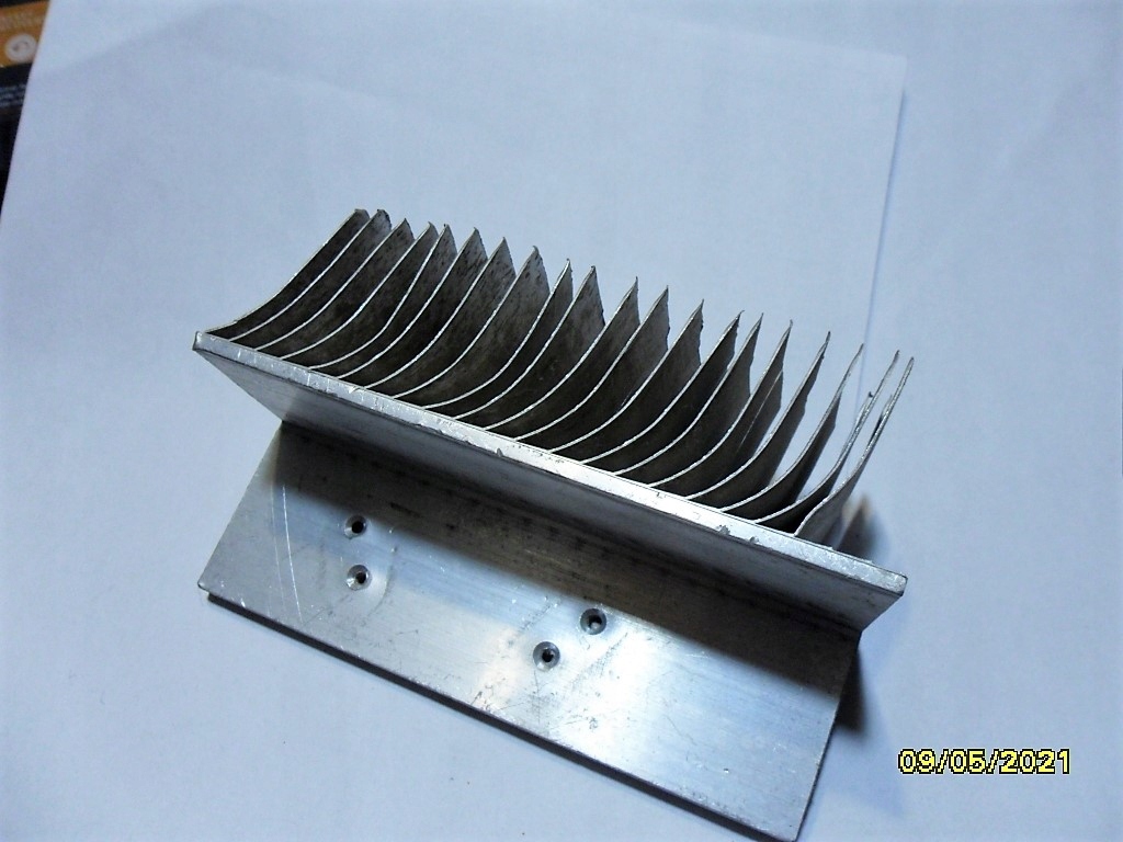 Radiator aluminiowy 125 mm x 51 mm , wys.79 mm