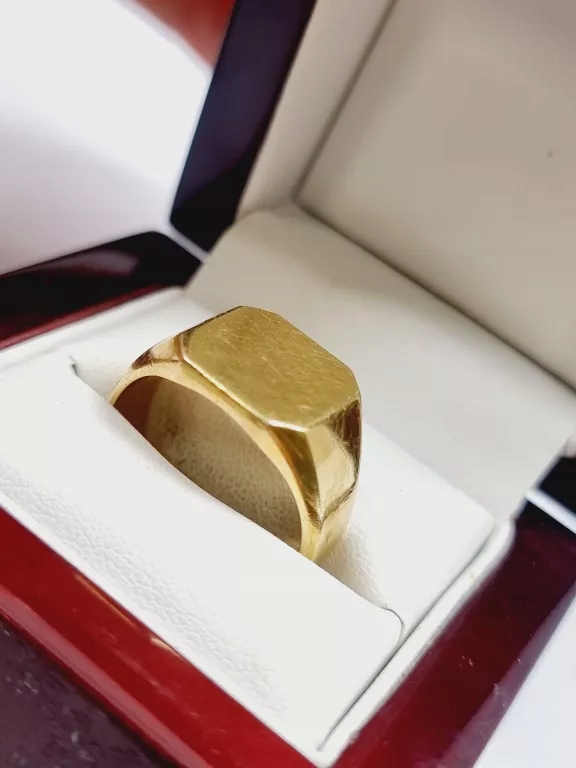 ZŁOTY SYGNET W:15,00 PR585