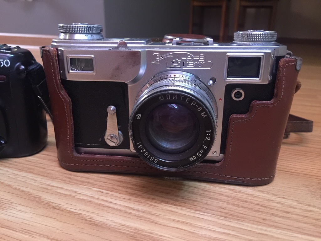 Właściciel Sklepu Kupuje Aparaty Fotograficzne Płacąc Producentowi 120 Zł 3 stare aparaty fotograficzne - 7369022768 - oficjalne archiwum Allegro
