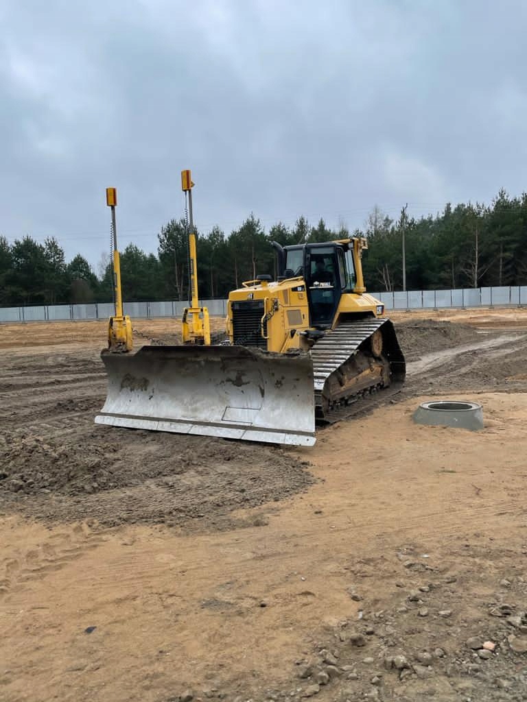 SPYCHARKA GĄSIENICOWA CAT D6N LGP, ROK 2017