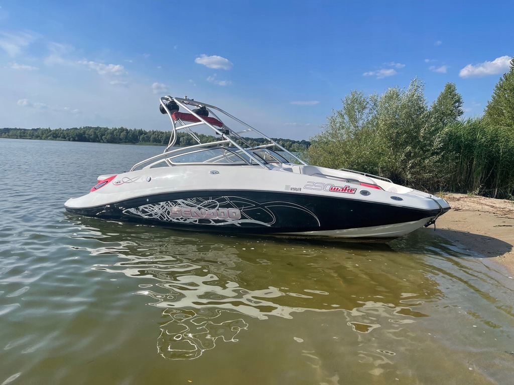 Купить Моторная лодка Sea doo Challenger 230 WAKE 430HP PROMO: отзывы, фото, характеристики в интерне-магазине Aredi.ru