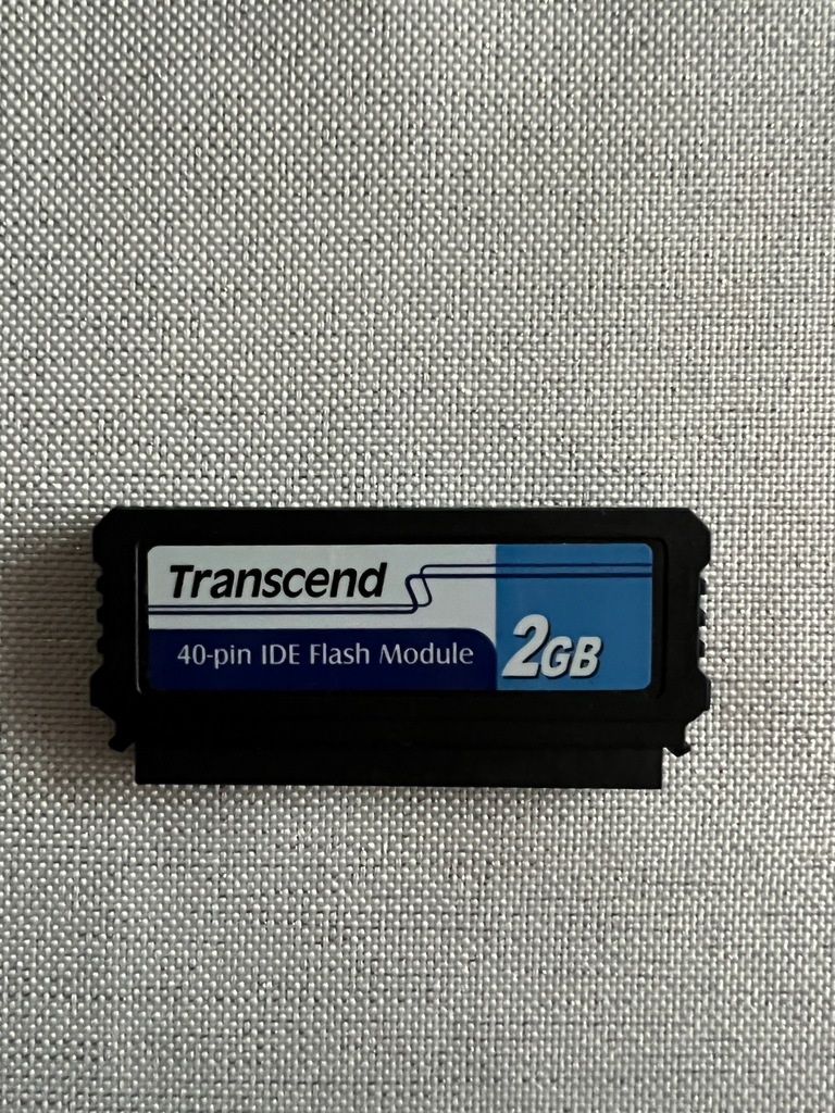 **Transcend 2GB 40-pin IDE Flash Module BCM**