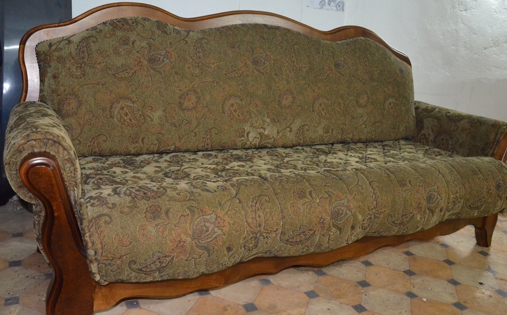 Sofa w stylu antycznym