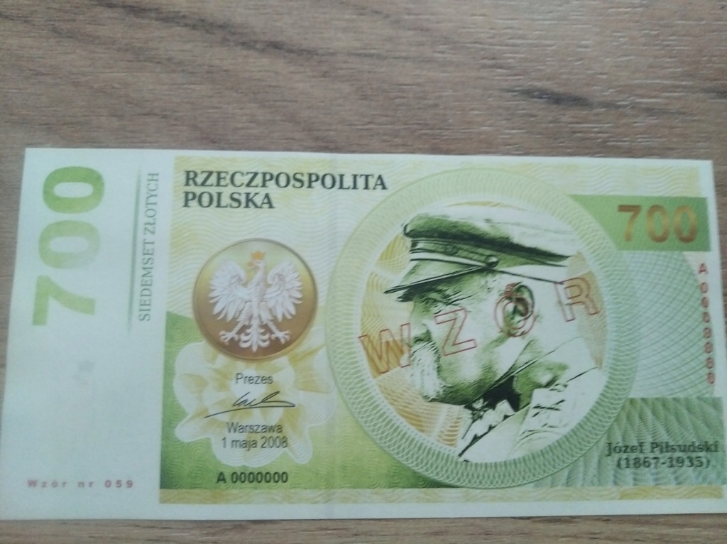 700 zł JÓŻEF PIŁSUDKI BANKNOT UNC