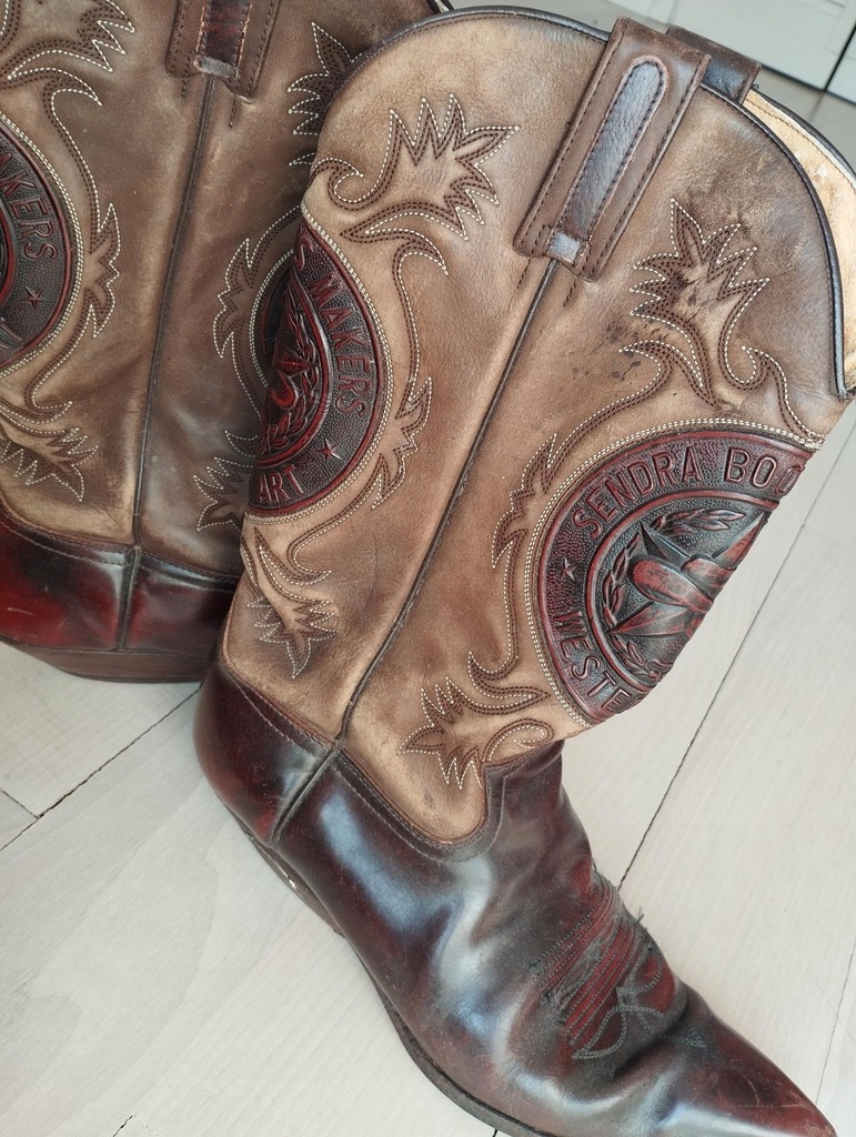 Skórzane kowbojki męskie SENDRA