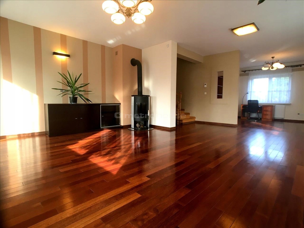 Dom, Piastów, Pruszkowski (pow.), 149 m²