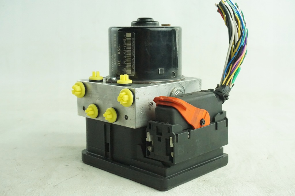 Mengupas Tuntas Sistem ABS Toyota Yaris 2006: Fungsi, Komponen, dan Perawatan