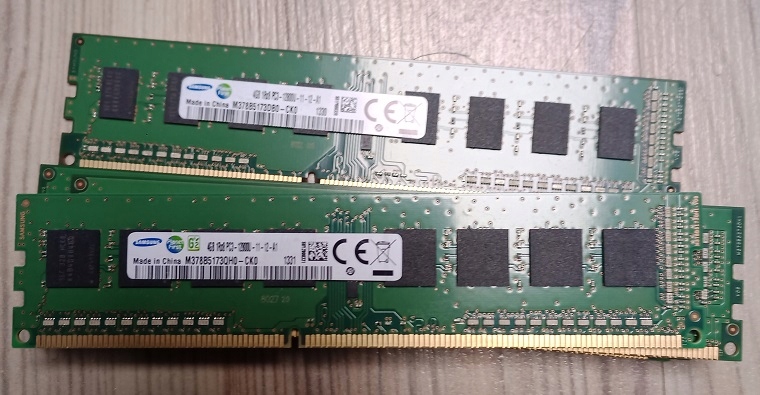 Pamięć RAM Samsung DDR3 4 GB 1600