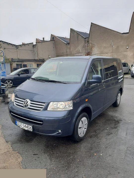 VW Transporter Multivan/Caravelle T5 2006r 130KM