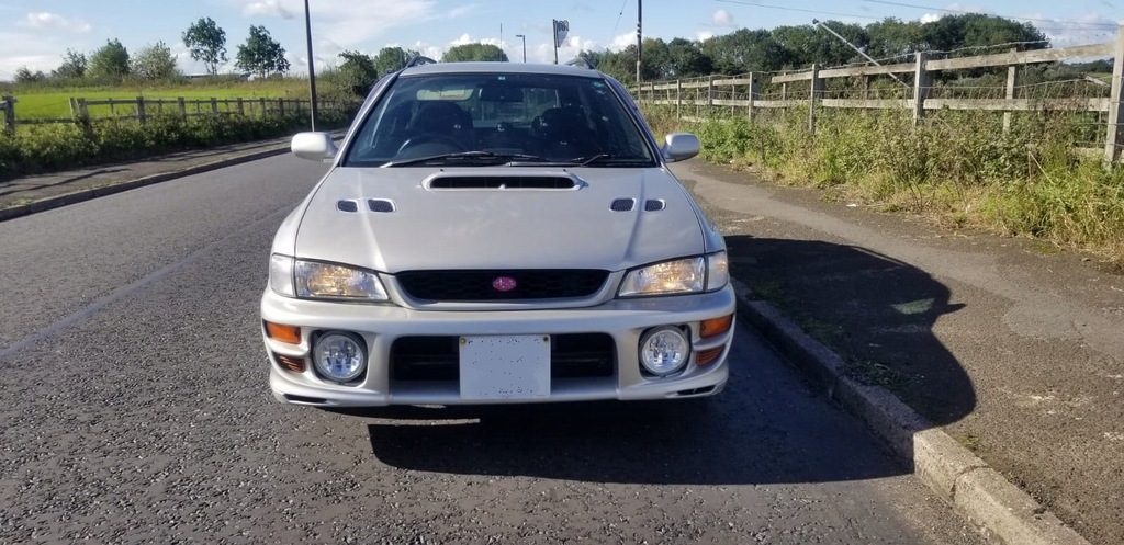 Subaru Impreza GT TURBO STI ZDERZAK PRZÓD PRZEDNI