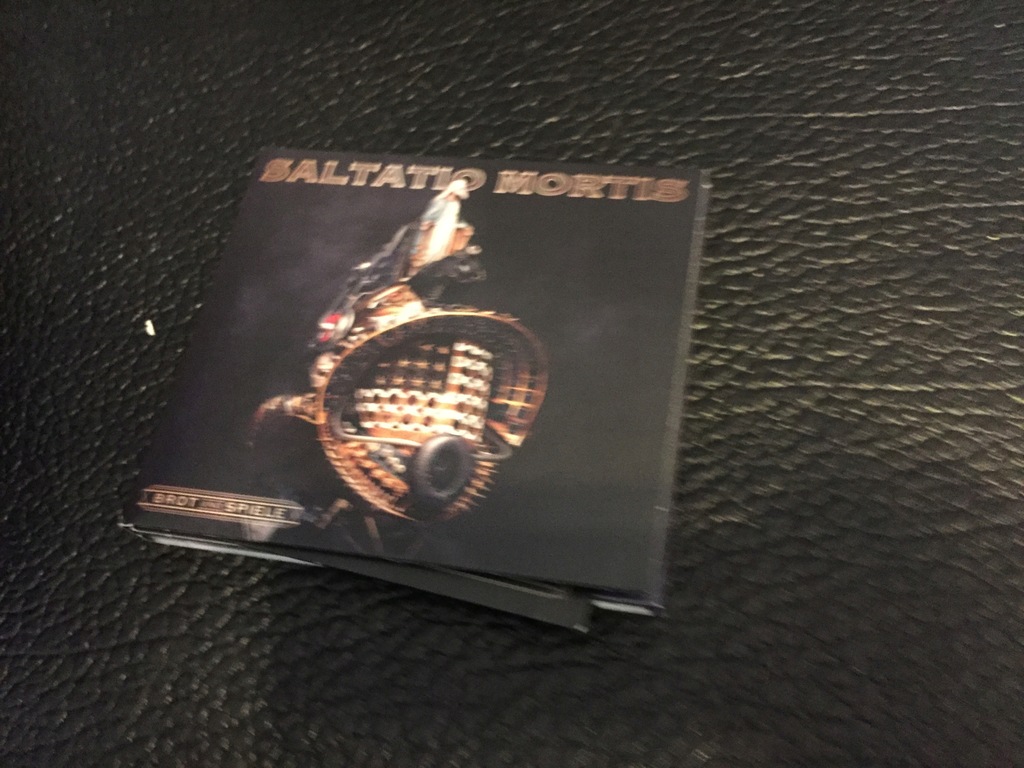 Купить Saltatio Mortis Brot Und Spiele 2CD 2LP DVD BOX: отзывы, фото, характеристики в интерне-магазине Aredi.ru