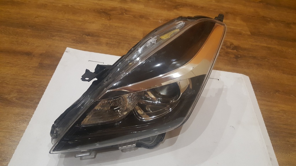 LAMPA PRZEDNIA LEWA SUZUKI BALENO XENON 15/16/17R