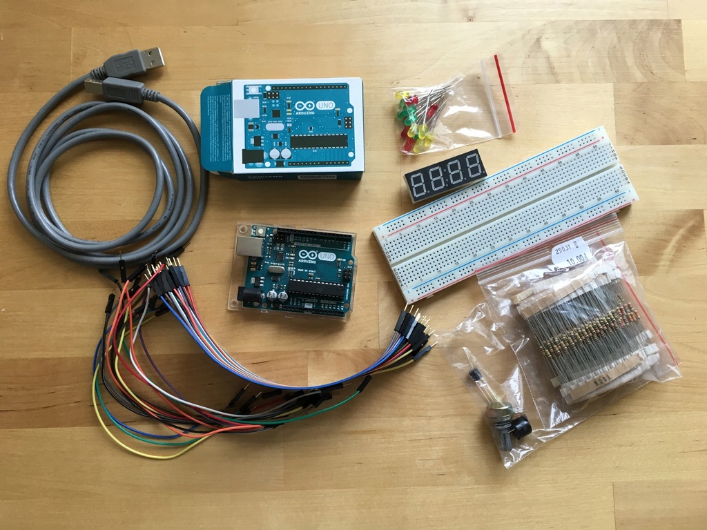 Arduino Uno R3 oryginalne + zestaw akcesoriów