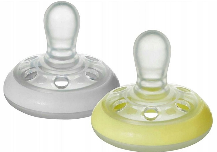 TOMMEE TIPPEE SMOCZEK BREAST-LIKE-NIGHT 6-18M 2szt