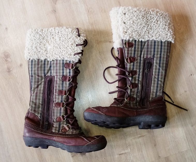 UGG Australia Edmonton damskie buty zimowe r. 39