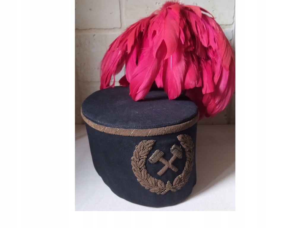 STARA CZAPKA GÓRNICZA Z PIÓROPUSZEM - 14695853274 - oficjalne archiwum  Allegro