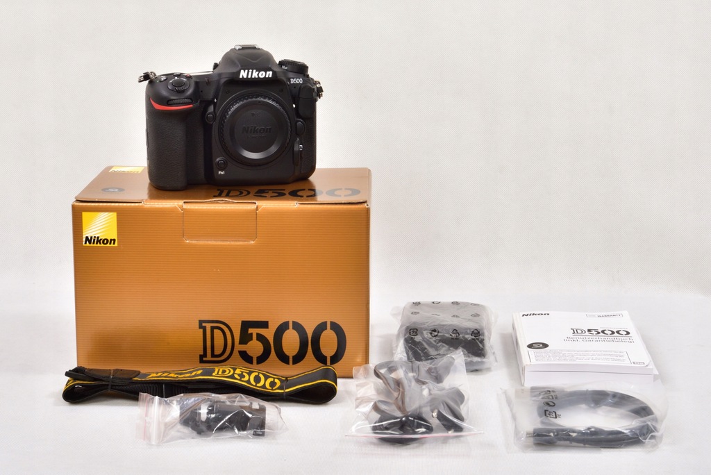 Nikon D500 body komplet, jak NOWY - przebieg 11.603 zdjęcia + GRATIS