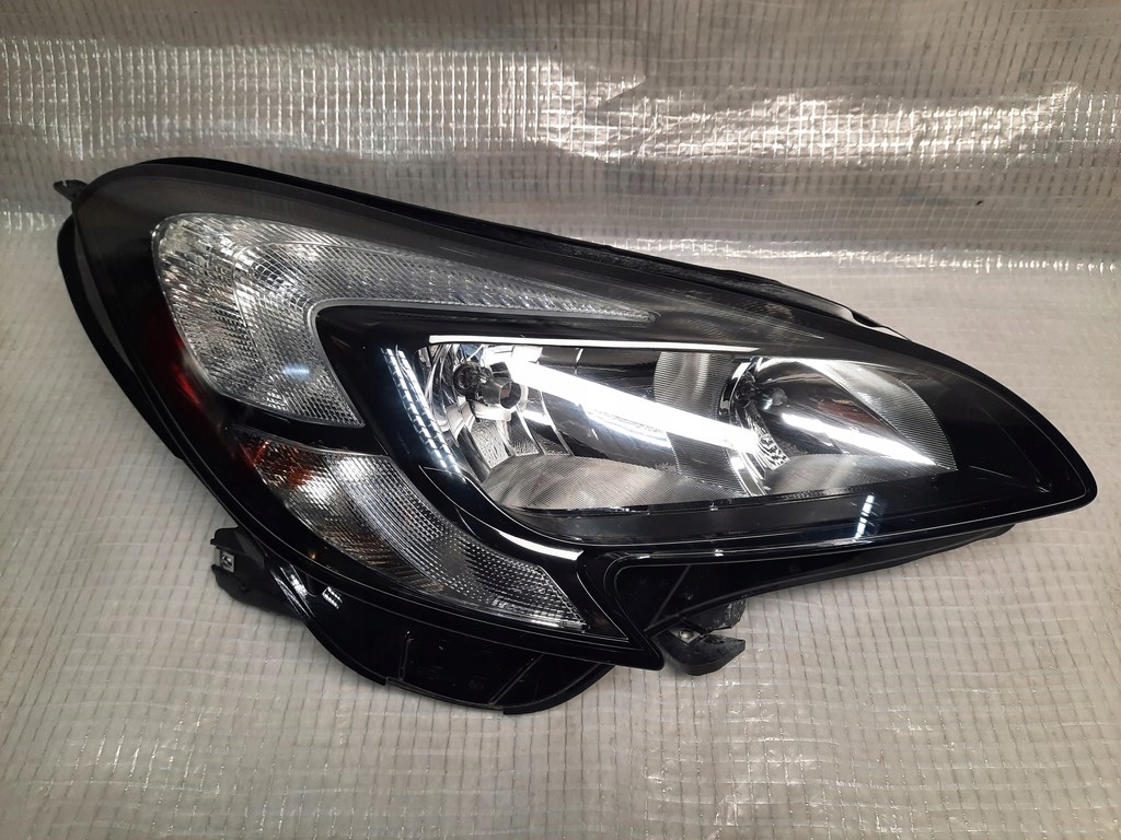 lampa przod prawa opel corsa e 2014-19 europa