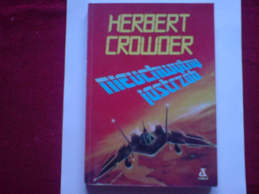 Nieuchwytny jastrzab - Herbert Crowder