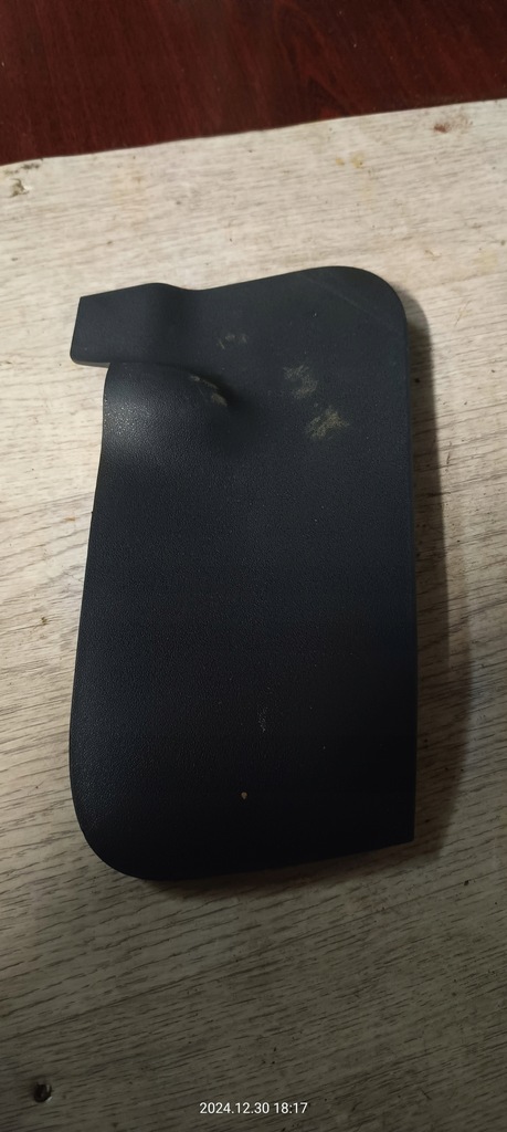 8200079033 Osłona dolna prawa kokpitu megane 2 II