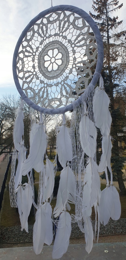 Łapacz snów biały pióra koronka 72 cm