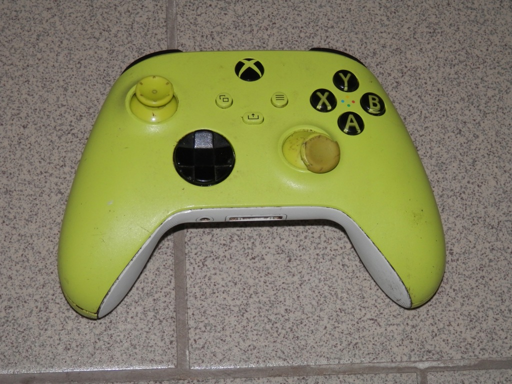 Pad Xbox One Wireless Controller zielony uszkodzony stan nieznany