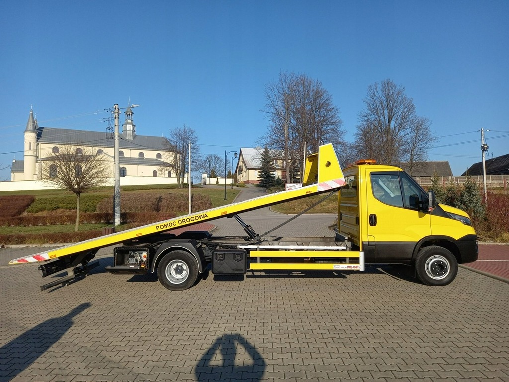 Iveco Daily 72C18 DMC-7.2T Laweta - 6.1m 3.0/180KM