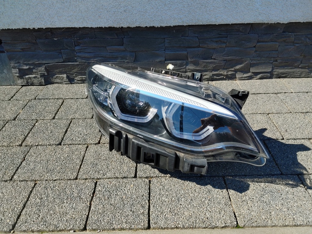 BMW F22F23 LIFT 2 coupe cabrio Prawa lampa Adaptiv