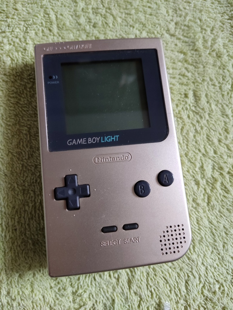 Nintendo Game Boy Light