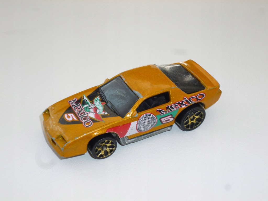 hot wheels camaro z28 1983
