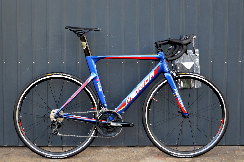 MERIDA REACTO 400 ML 105 Bahrain 2x11 aero carbon 10604490521