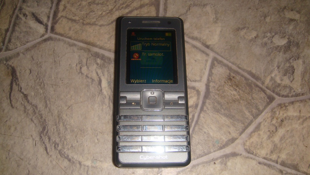 Telefon Sony Ericsson K770i