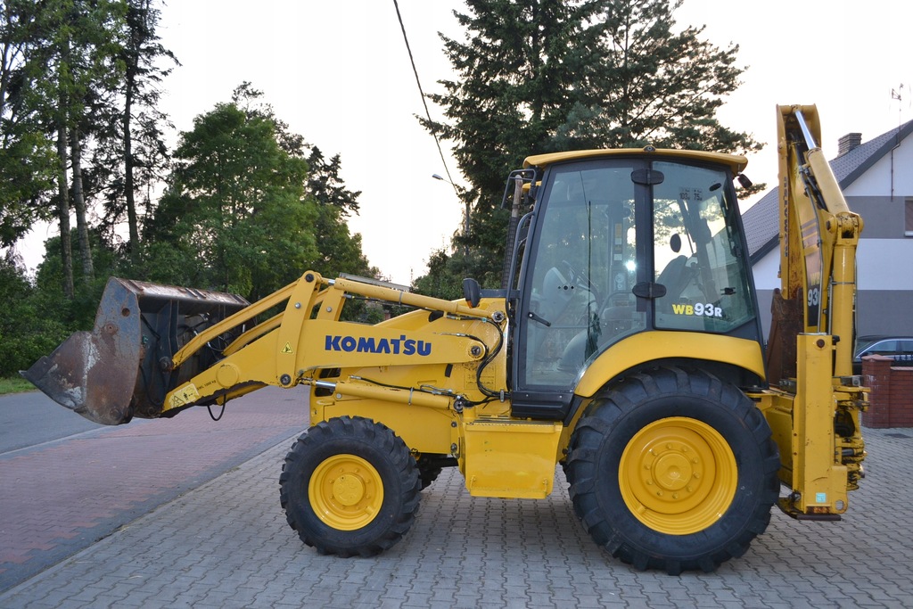 Купить ЭКСКАВАТОР-ПОГРУЗЧИК KOMATSU 2008 г., новая резина, 2200м.: отзывы, фото, характеристики в интерне-магазине Aredi.ru