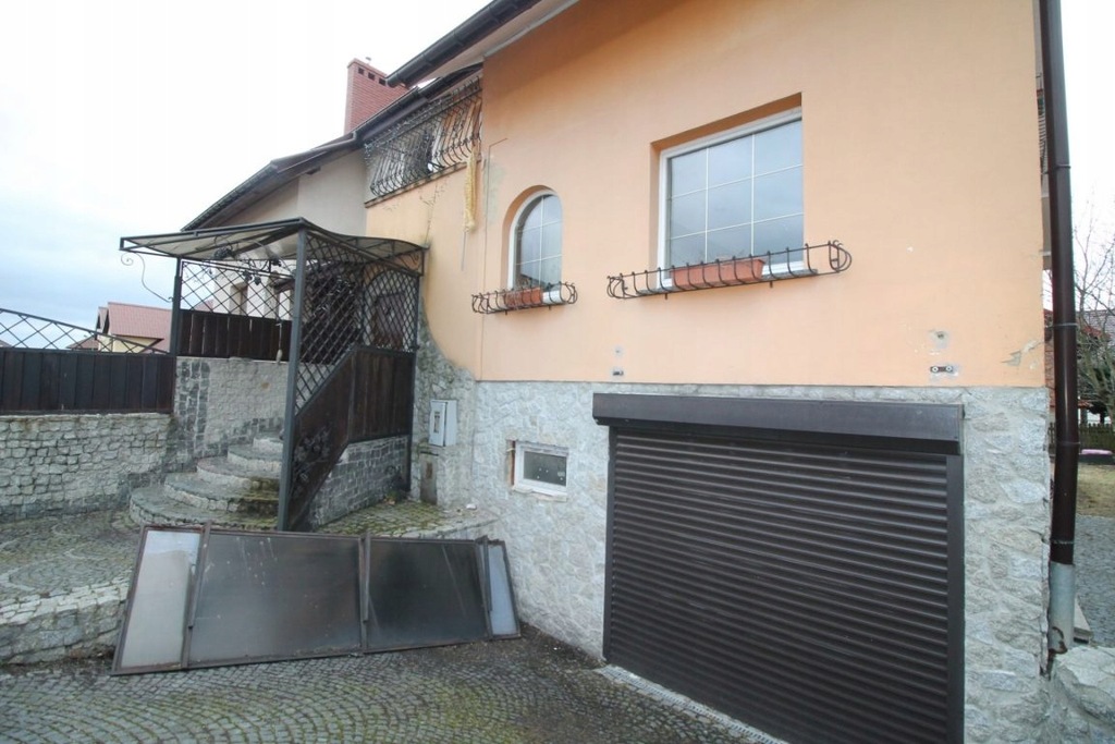Dom, Ząbkowice Śląskie, 220 m²