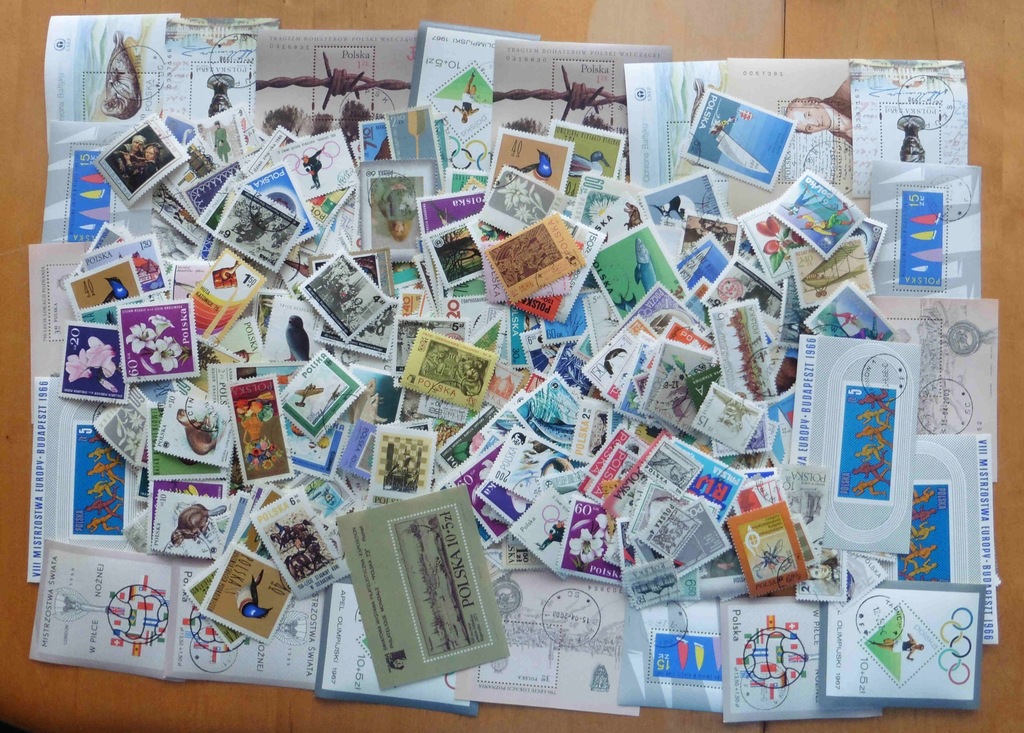 Купить Польша 0,5 кг марок и блоков в коробке (14): отзывы, фото, характеристики в интерне-магазине Aredi.ru