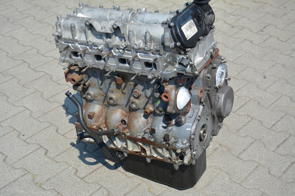 Купить ивеко дейли 3.0. Мотор Ивеко 3.0. Ивеко Дейли 3.0 дизель. Iveco Daily 3 мотор. Двигатель Ивеко Дели 3.0.