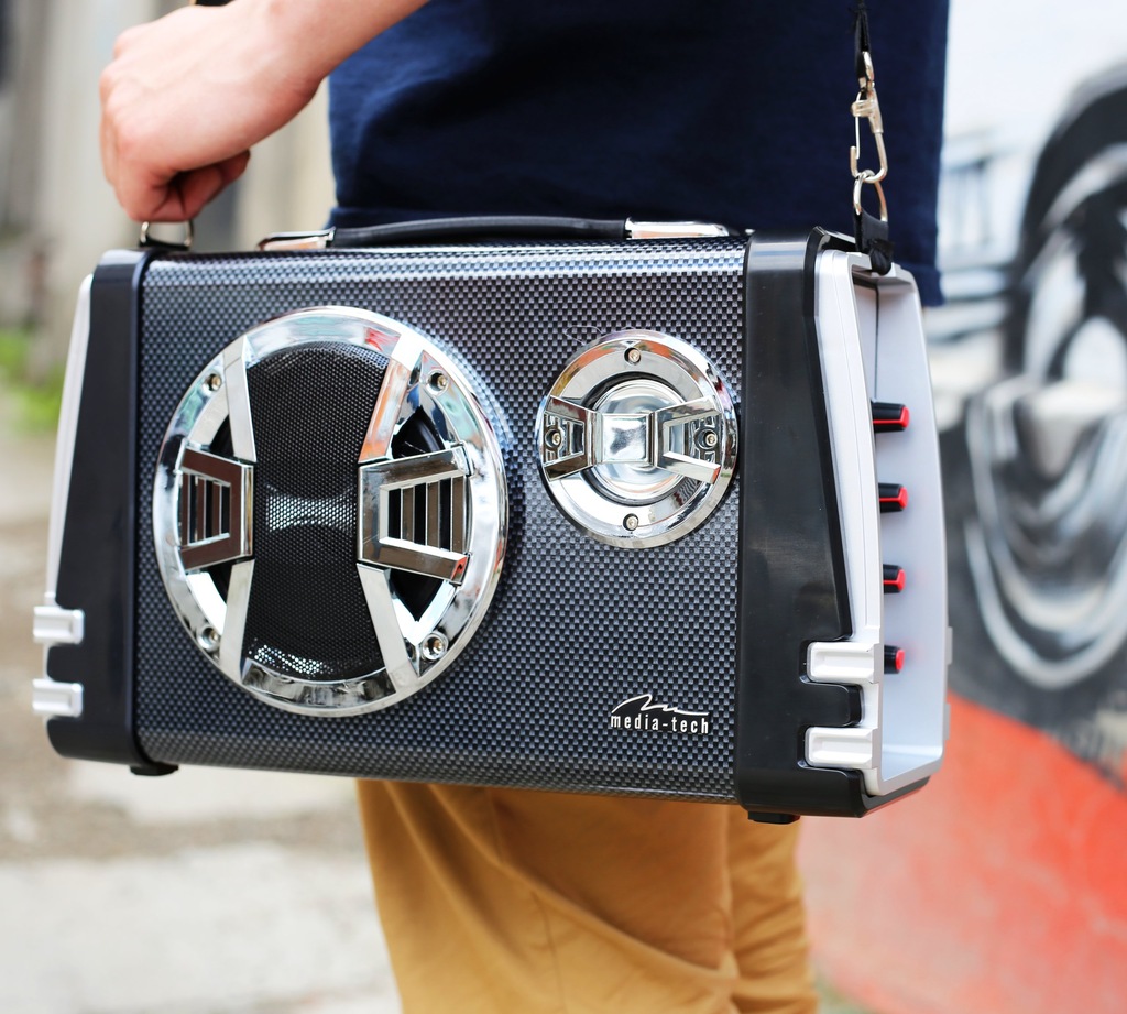 Boombox Głośnik BT z Pilotem Mikrofonem KARAOKE SD 7251560323