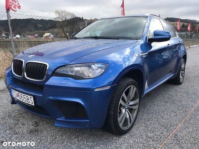 BMW X6 M 555KM