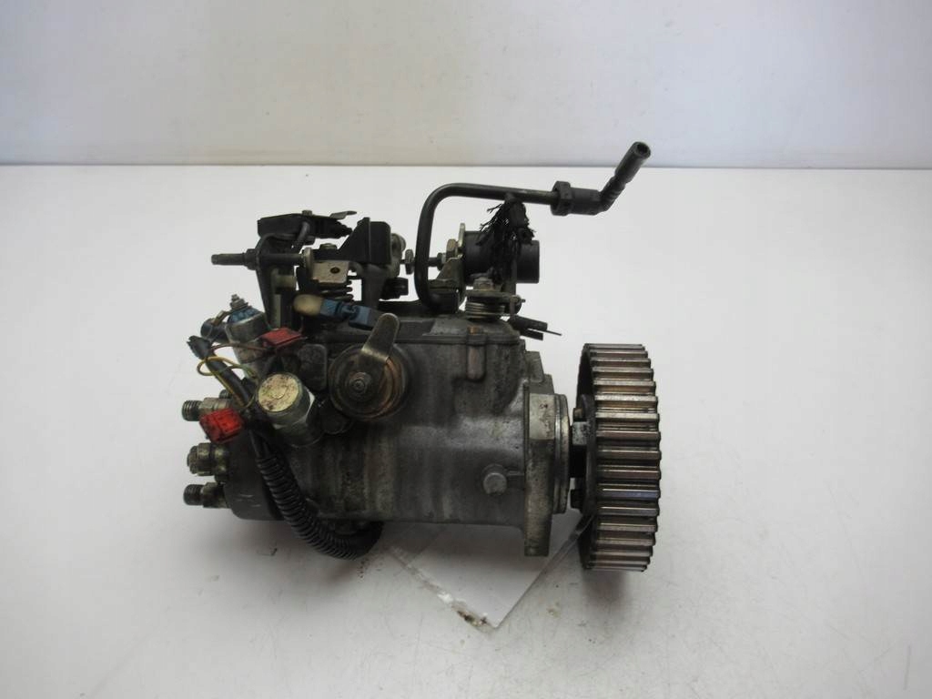 POMPA WTRYSKOWA Peugeot 206 1.9D R8445B350A 8421968273